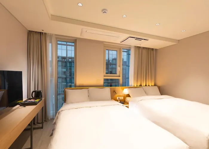 Sl Myeongdong Hotel 3*