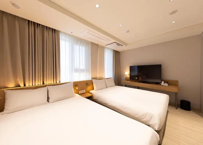 Sl Myeongdong 3*