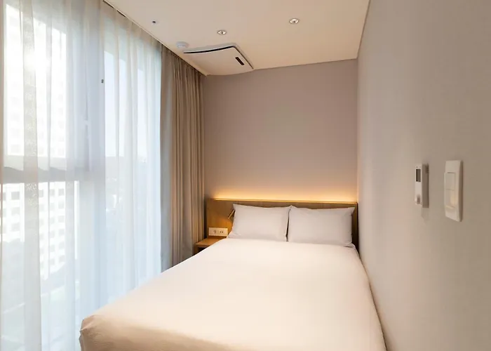 Sl Myeongdong Hotel 3*