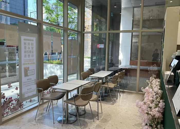 Hotel Sl Myeongdong 3*